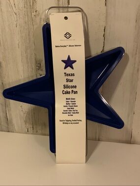 Texas Star Silicone Cake Pan - Blue